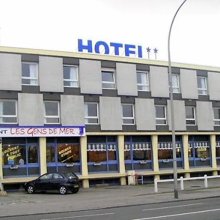 Les Gens De By Popinns Hotel